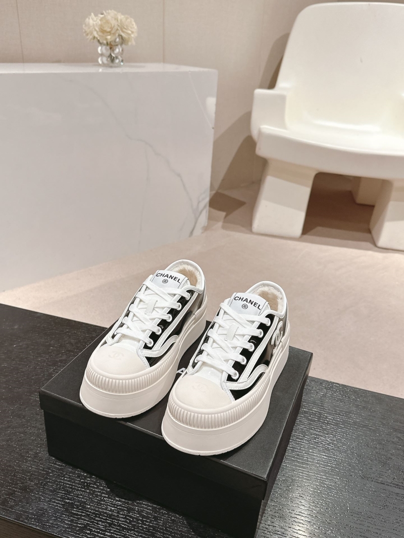Ch**el sport shoes